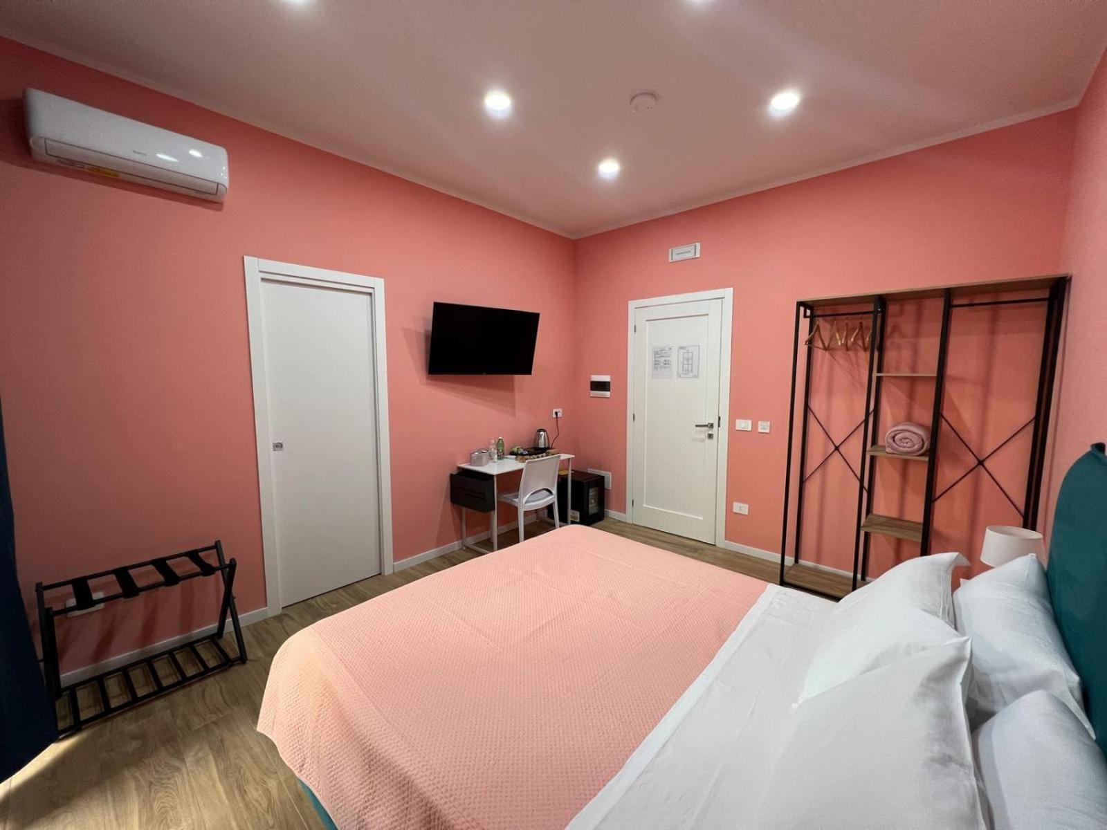 נאפולי Mastersa' Guest House מראה חיצוני תמונה