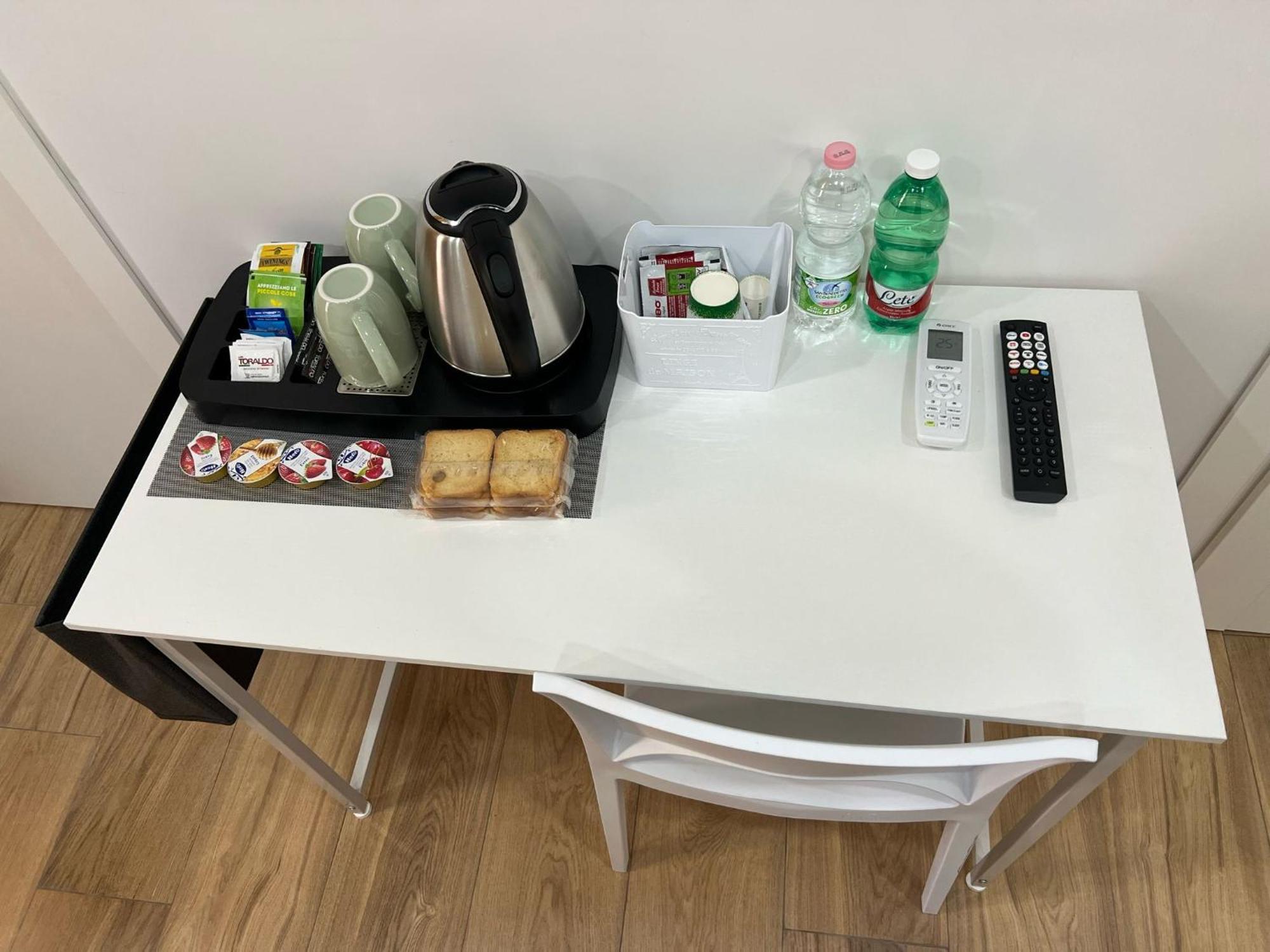 נאפולי Mastersa' Guest House מראה חיצוני תמונה