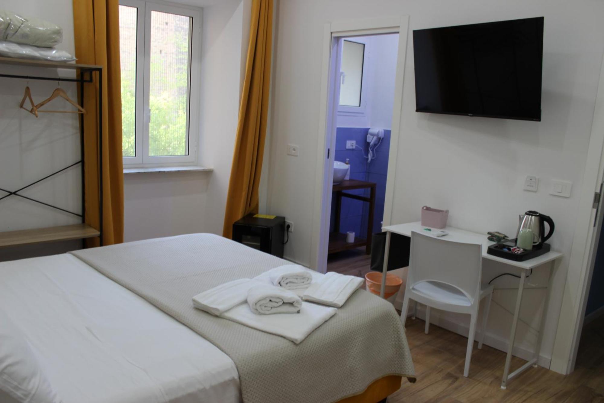 נאפולי Mastersa' Guest House מראה חיצוני תמונה